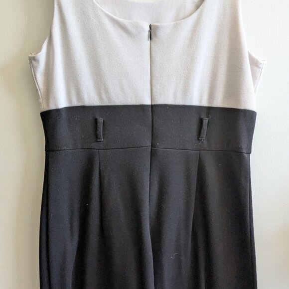 Flattering Sleeveless Dress, black & white, similar to Loft - Picture 2 of 3